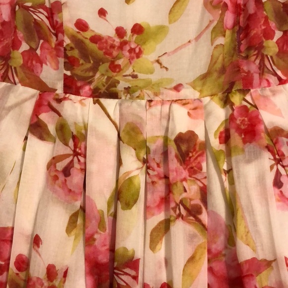 White and pink floral dress - Picture 2 of 4